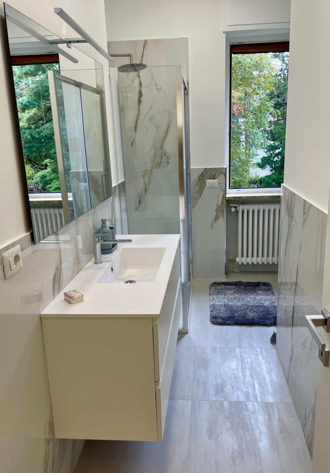 Apartment Luxury 1 Bedroom Apartment, Close To San Siro, Fiera And 10 Min Metro To Duomo Mailand